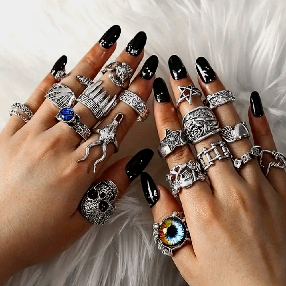 20 Pc Punk Rings Heavy Metal Alt Jewelry Alt Goth Ring Set - Picture 7 of 7